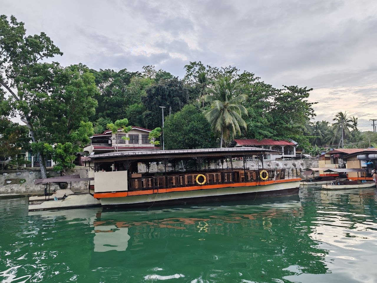 Loboc River cruise boat